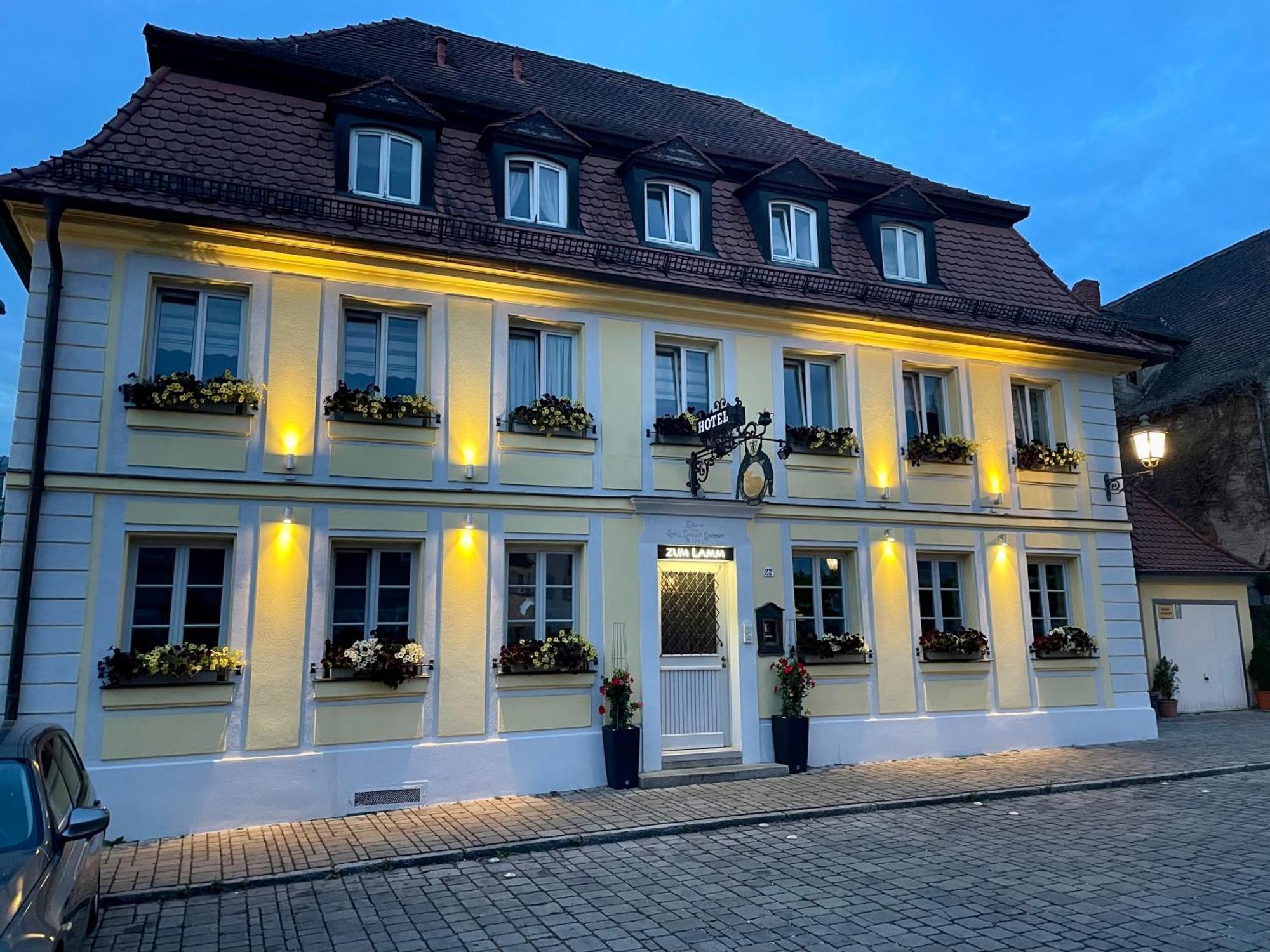 Hotel Zum Lamm Ansbach Exterior photo